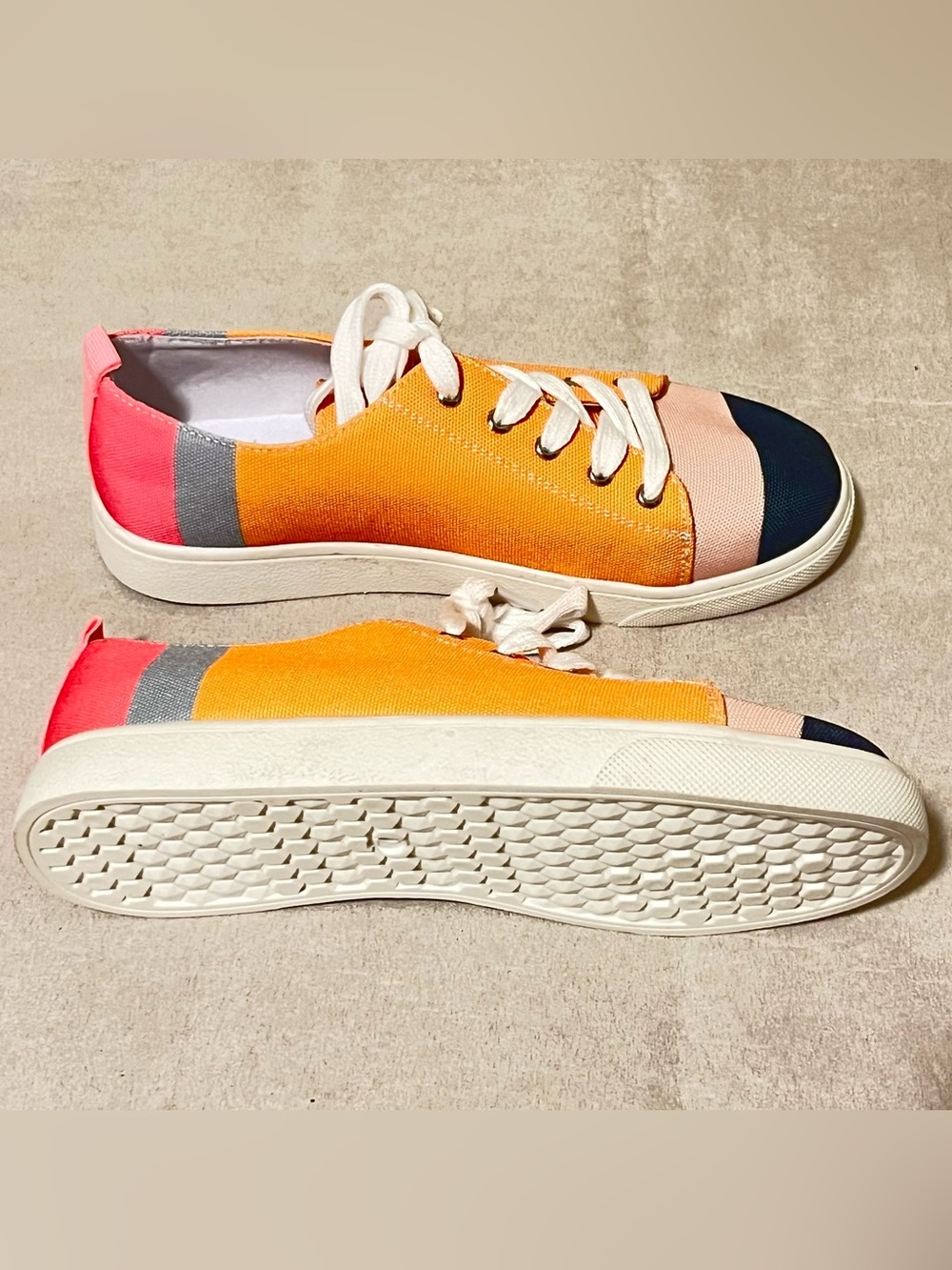 Girls Pencil Inspired Custom Sneakers | Little Girls Size 2 New - Picture 12 of 16